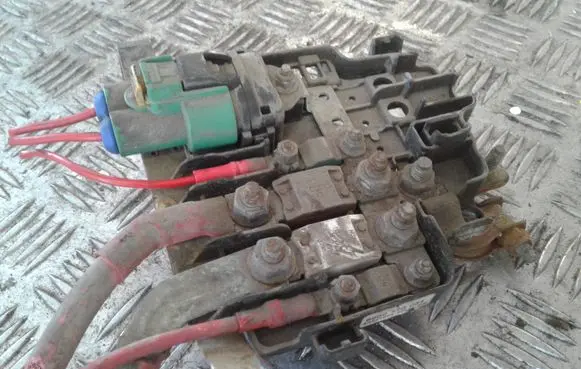 Renault Trafic II (X83) Positive wiring loom 8200520034