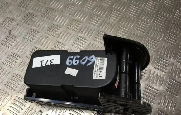 Hyundai i40 Cup holder front 846033Z410