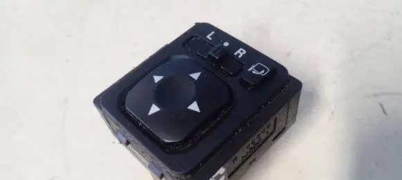 Mitsubishi Outlander Wing mirror switch 183569