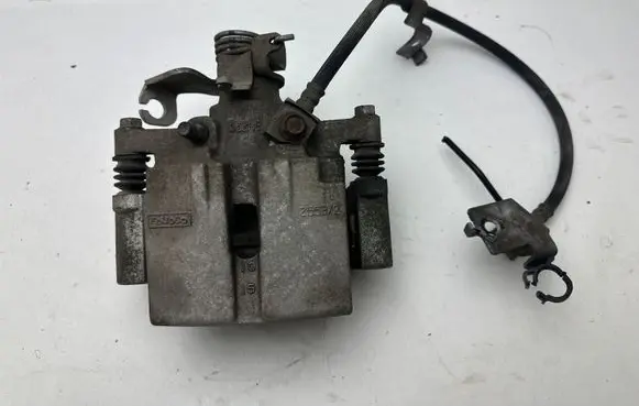 Ford Mustang VI Rear brake caliper FR3C2K328FH