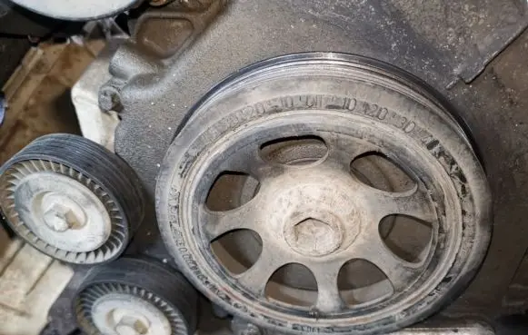 Mercedes-Benz A W168 Crankshaft pulley
