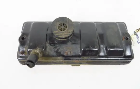 Citroen Saxo Rocker cam cover 