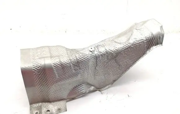Toyota C-HR I Heat shield in engine bay 