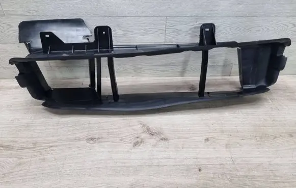 Ford Focus Intercooler air guide/duct channel F1EB8314AB