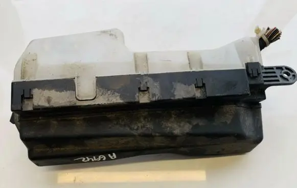 Toyota Avensis T250 Fuse box set