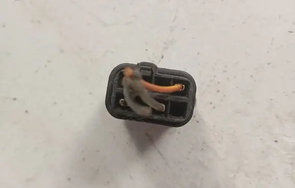 Ford Fiesta Other switches/knobs/shifts 196F0 19B514AA A2936