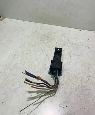 Ford C-MAX II Glow plug pre-heat relay 9666671780 51299049