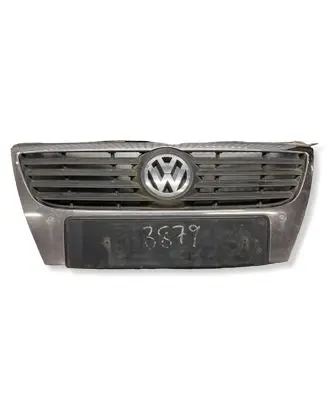 Volkswagen PASSAT B6 Front bumper upper radiator grill 3C0853651