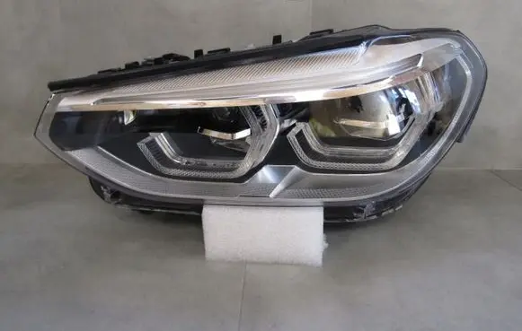 BMW X3 G01 Headlight/headlamp 8739653