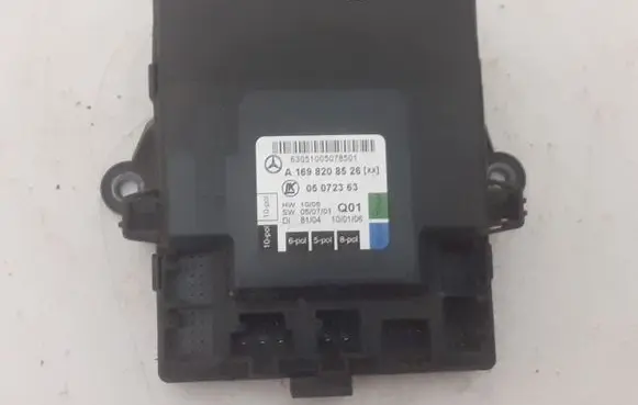 Mercedes-Benz A W169 Door control unit/module 05072363 A1698208526