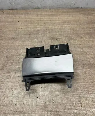 Ashtray (front)
