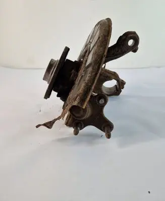 Volkswagen Touran I Front wheel hub