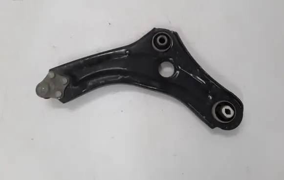 Renault Megane IV Front lower control arm/wishbone 545045297R