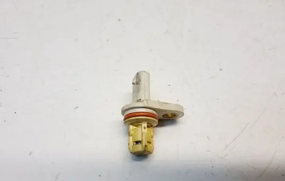 Chevrolet Volt I Camshaft position sensor 2351021892 55566932