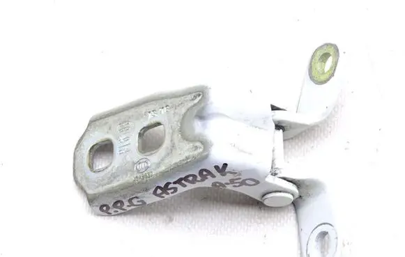 Mitsubishi Pajero Front door hinge set 