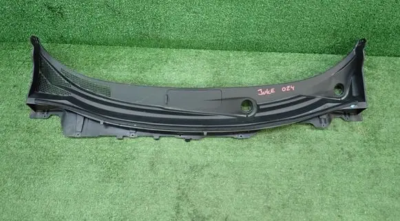 Nissan Juke II F16 Wiper trim 668626PE0A