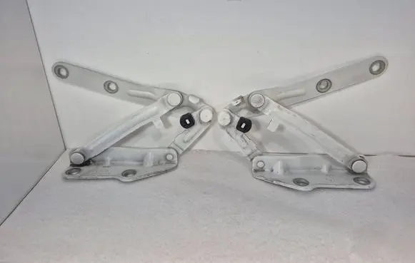 Volkswagen Transporter - Caravelle T5 Engine bonnet/hood hinges 7H0823301D 7H0823302D
