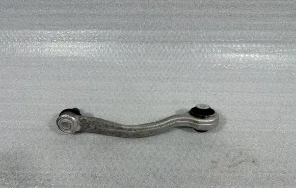Porsche Cayenne (9Y0 9Y3) Front control arm 958407509B 958407509C 958407509A