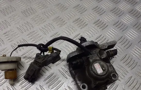 Honda FR-V Fuel filter housing 16900-RJL-G01