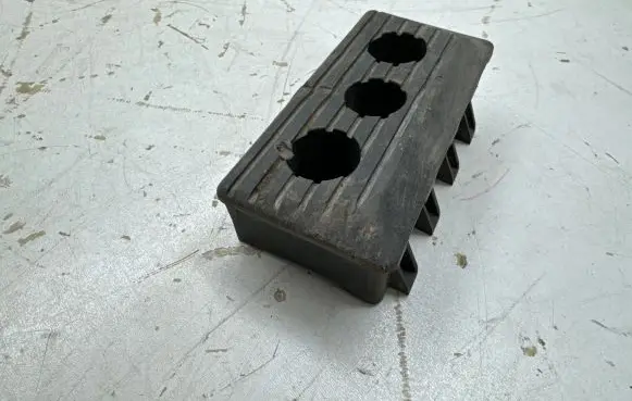 Tesla Model X Jacking socket point 160822300A