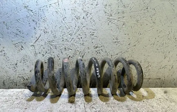 Suzuki Grand Vitara II Rear coil spring