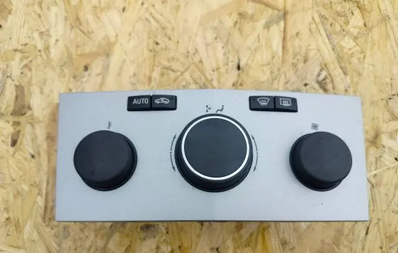 Opel Astra H Climate control unit 13274233