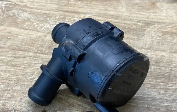 Land Rover Discovery Sport Electric auxiliary coolant/water pump 0392023249