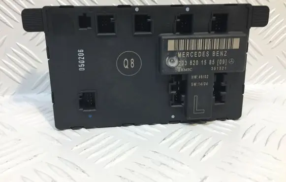Mercedes-Benz C W203 Door control unit/module 2038201585
