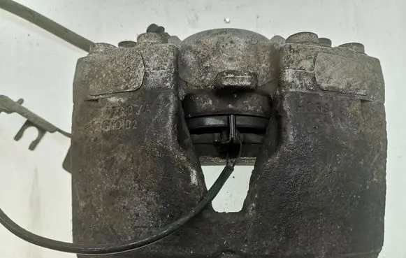 Audi A4 S4 B8 8K Front brake caliper 8K0105K