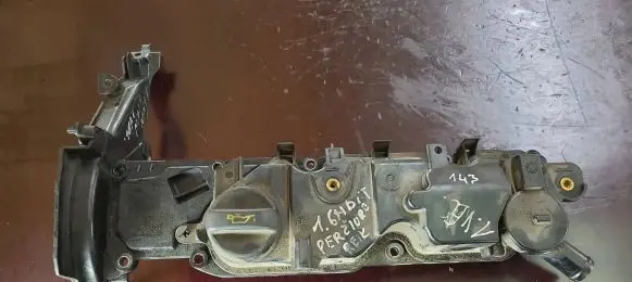 Citroen Berlingo Rocker cam cover 9688939180