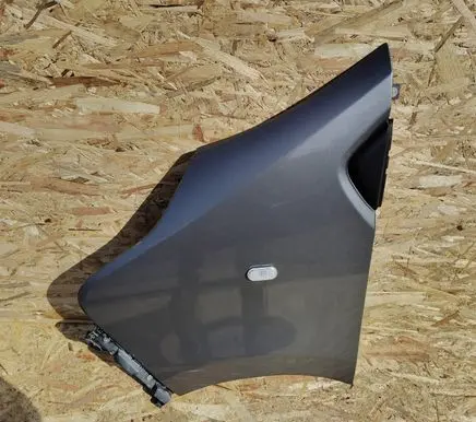 Opel Vivaro Fender 