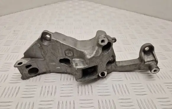 Peugeot 208 II Generator/alternator bracket 9809714680