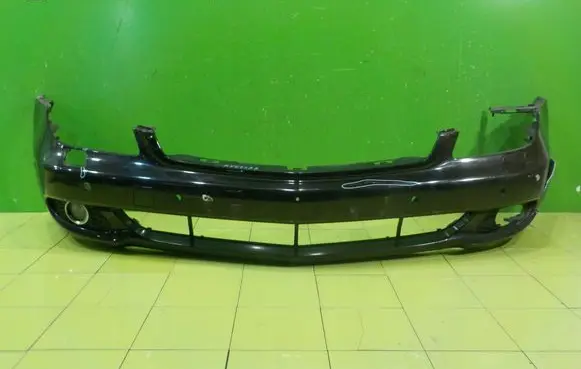 Mercedes-Benz CLS C219 Front bumper PRZOD XP76
