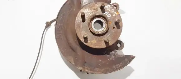 Honda CR-V Front wheel hub