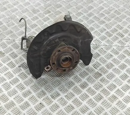 Volkswagen PASSAT B8 Front wheel hub 5Q0407257C