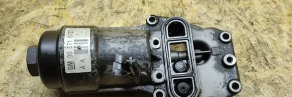 Opel Vectra C Oil filter cover 90571672