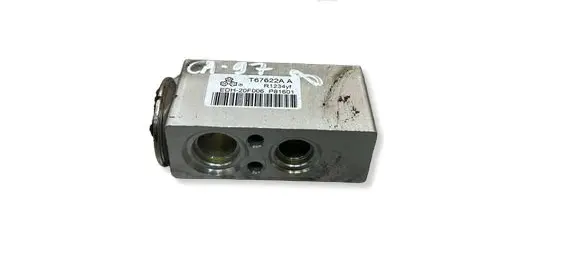 Renault Scenic IV - Grand scenic IV Air conditioning (A/C) expansion valve T67622AA