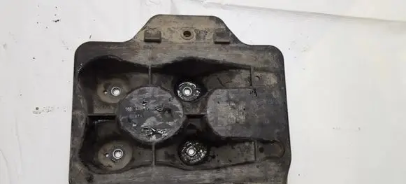 Volkswagen Golf IV Battery box tray 1j0804373e
