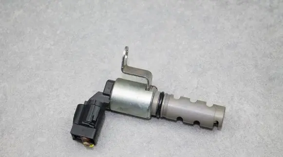 Toyota Yaris Camshaft vanos timing valve 347010 521021 HS172