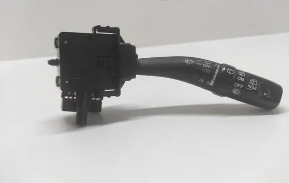 Hyundai Santa Fe Wiper control stalk 202004726