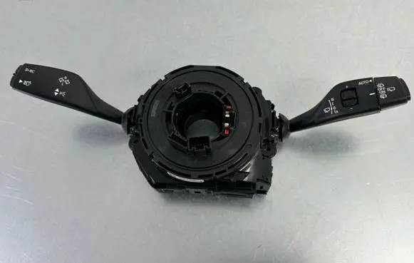 BMW X1 F48 F49 Wiper turn signal indicator stalk/switch 9368601