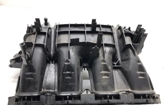 Audi Q3 F3 Intake manifold 05E129709H