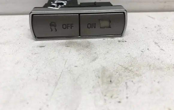 Traction control (ASR) switch
