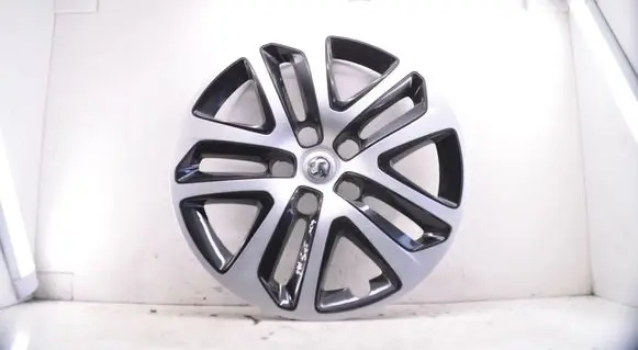 Opel Insignia B R17 wheel hub/cap/trim 00461060860
