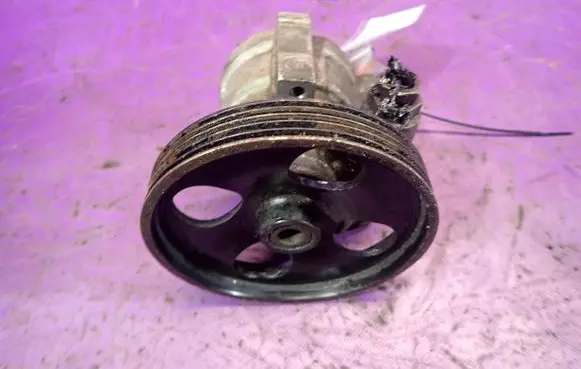 Opel Movano A Power steering pump
