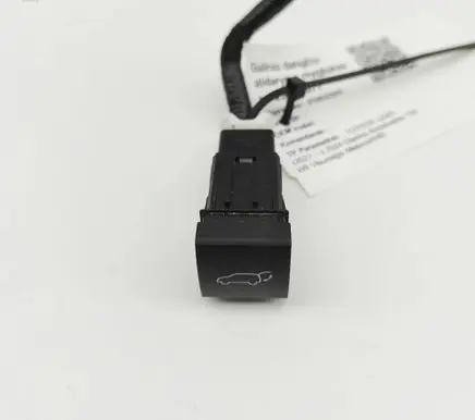 Toyota bZ4X Tailgate/boot open switch button 8496616020