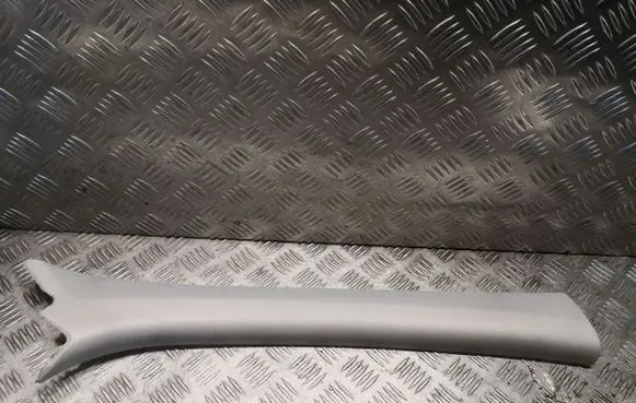 Mercedes-Benz C W204 (A) pillar trim 2046902226 A2046902226