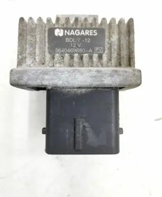 Renault Laguna III Glow plug pre-heat relay 9640469680 9640469680A