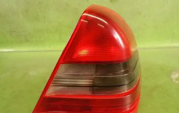Mercedes-Benz C W202 Rear/tail lights 2028201264