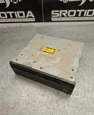 Mercedes-Benz E W211 GPS navigation control unit/module A2208703589